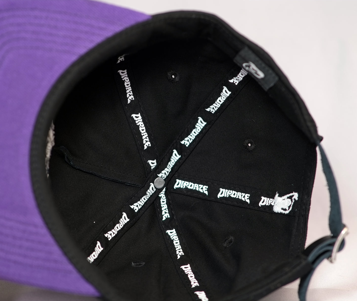 "UNSTRUCTURED FIVE PANEL HAT"