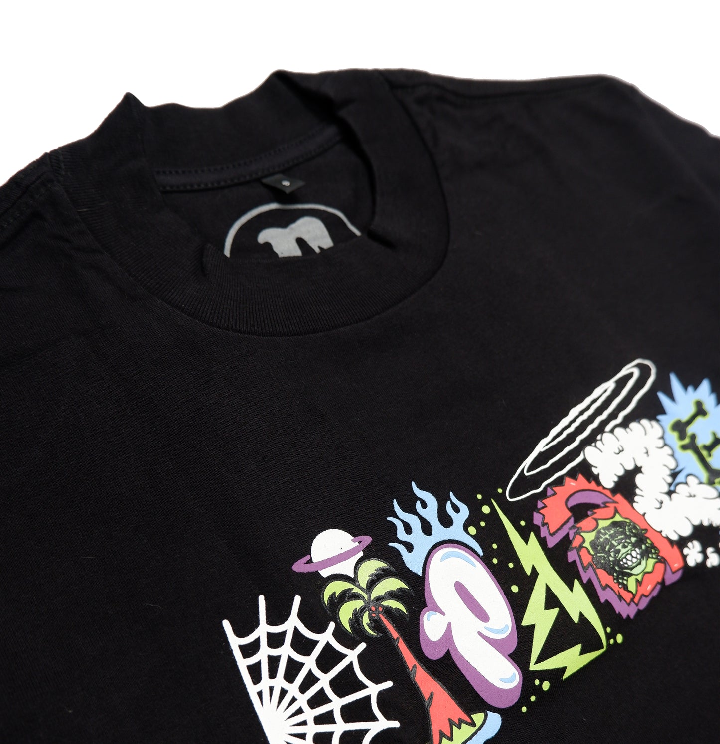 "GRAPHIC TEE" (BLACK)