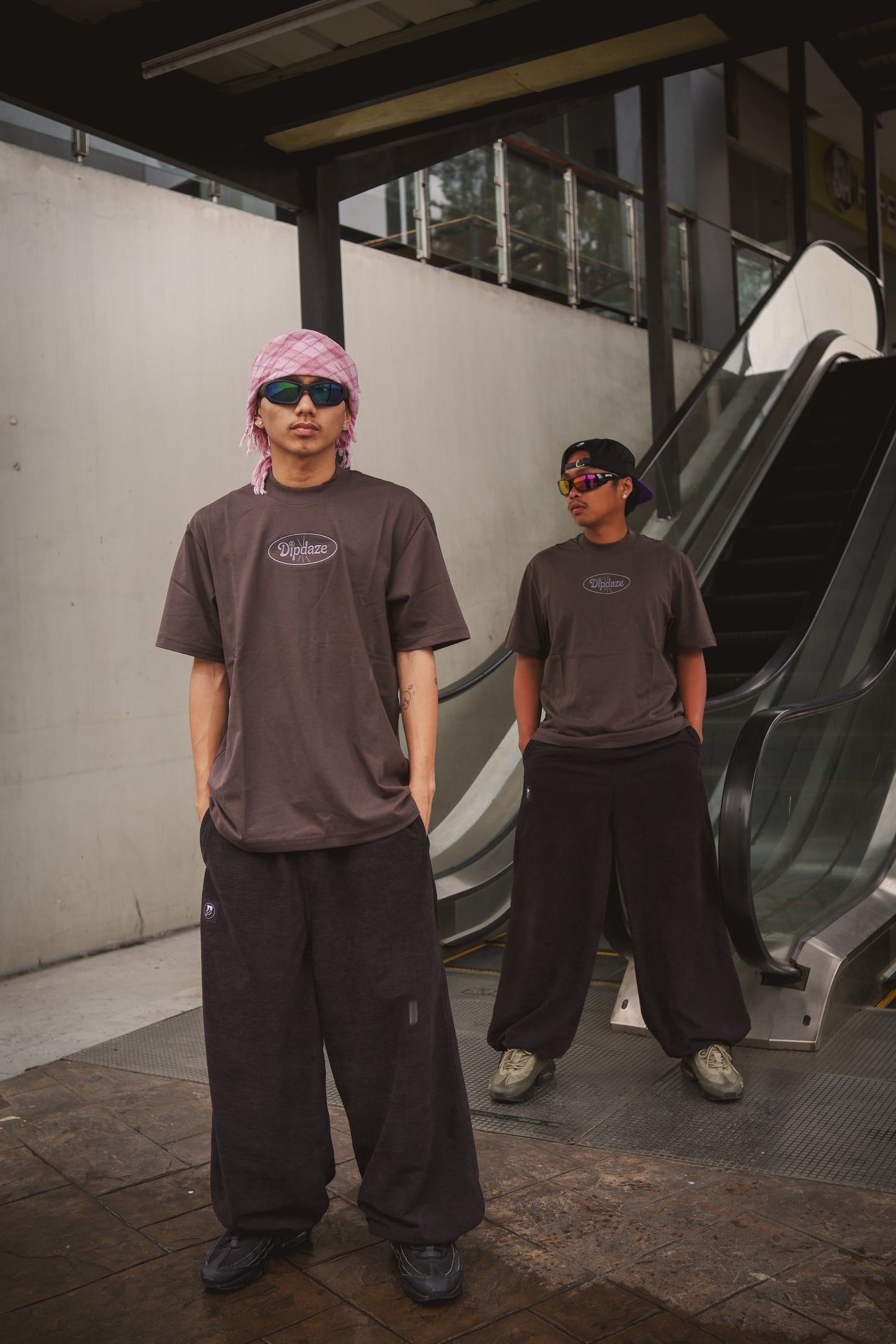 "CLASSIC TEE EMBROID LOGO" (CHARCOAL GRAY)