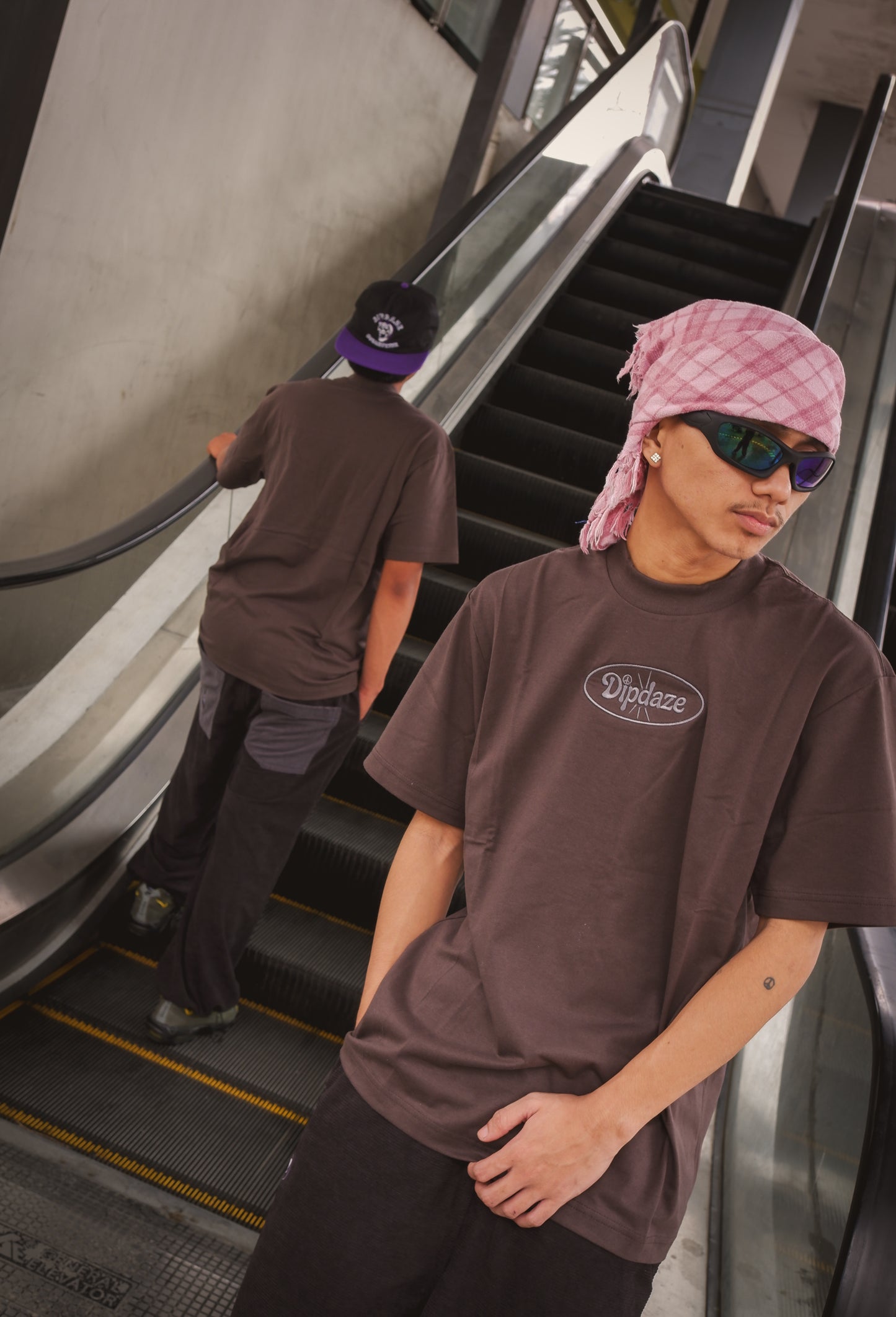 "CLASSIC TEE EMBROID LOGO" (CHARCOAL GRAY)