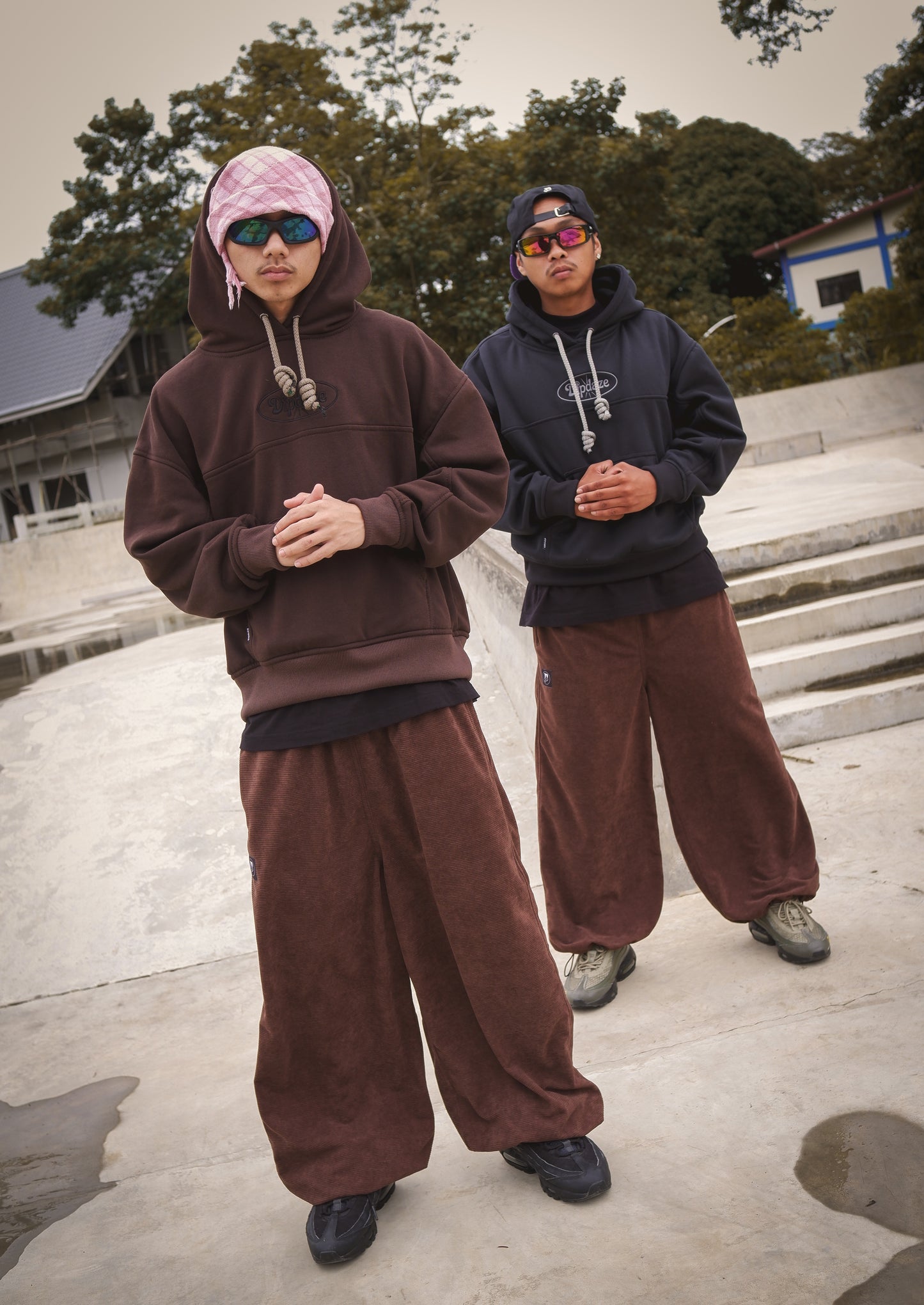 "CORDUROY WIDE-LEG PANTS" (CHOCO)